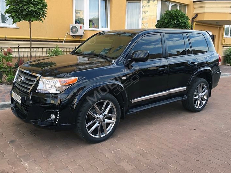 TOYOTA Land Cruiser 200 2008 - установка аэродинамического обвеса WALD.