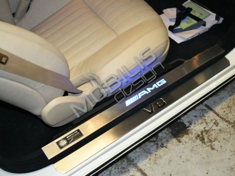 Накладки на пороги с подсветкой Mercedes-Benz S-Class w140 рестайл лонг Carlsson